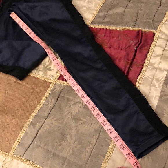 Mid rise Sateen Leggings from Guess - Picture 11 of 11